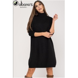 Abito nero con collo alto a...