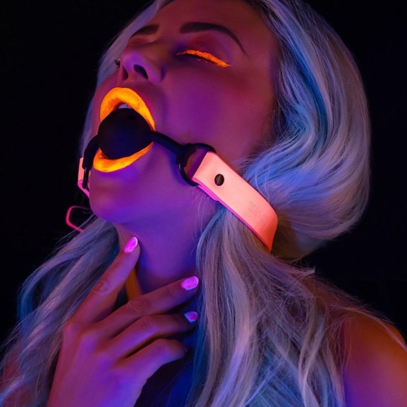 Ball gag fluorescente per bondage
