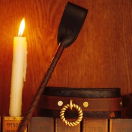 Sculacciatore in vera pelle per BDSM