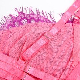 La Boutique del Piacere|Compelto reggiseno con pizzo e linee di giarettera47,00 €Intimo sexy femminile